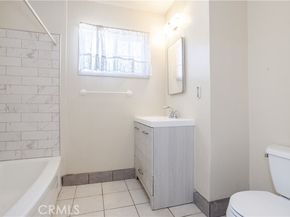 8825 Sophia Avenue, North Hills (los Angeles) CA 91343