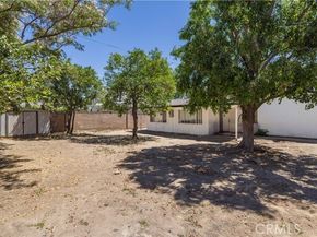 8825 Sophia Avenue, North Hills (los Angeles) CA 91343