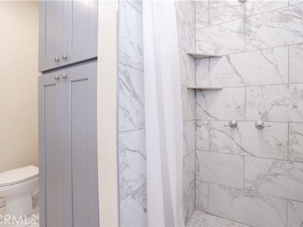 8825 Sophia Avenue, North Hills (los Angeles) CA 91343