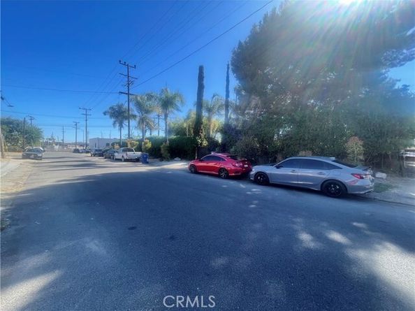 7751 Arvilla Avenue, Sun Valley (los Angeles) CA 91352