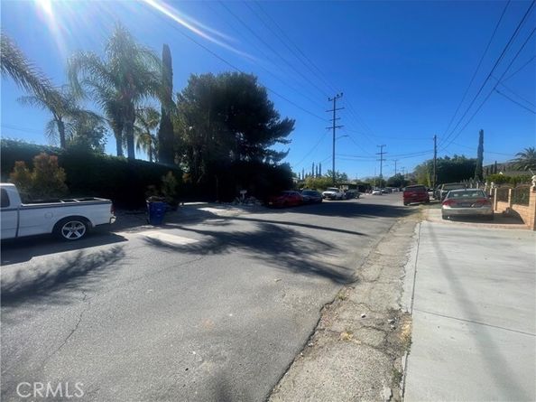 7751 Arvilla Avenue, Sun Valley (los Angeles) CA 91352