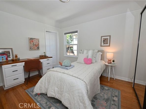 2740 N Beachwood Drive, Hollywood (los Angeles) CA 90068
