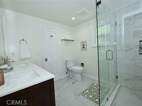 2740 N Beachwood Drive, Hollywood (los Angeles) CA 90068