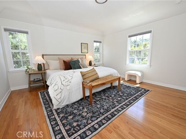 2740 N Beachwood Drive, Hollywood (los Angeles) CA 90068