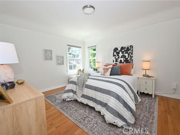 2740 N Beachwood Drive, Hollywood (los Angeles) CA 90068