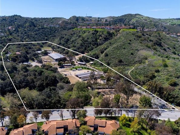6352 E Nohl Ranch Road, Anaheim CA 92807
