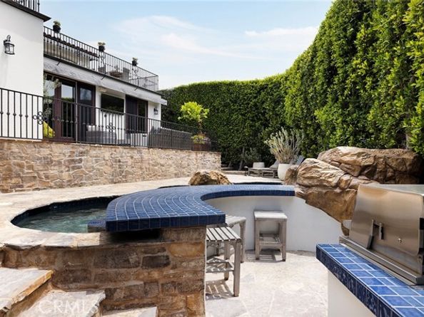 420 De Sola Terrace, Corona Del Mar (newport Beach) CA 92625