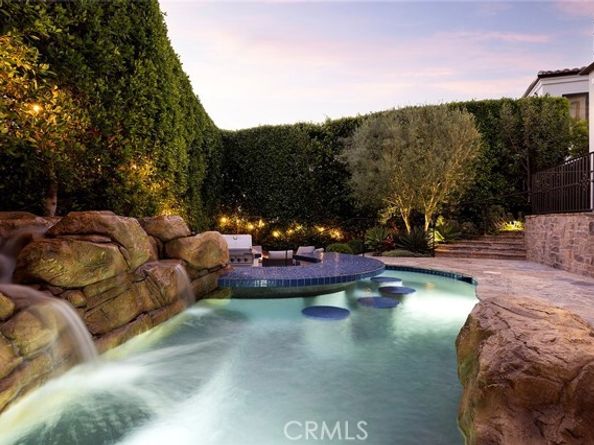 420 De Sola Terrace, Corona Del Mar (newport Beach) CA 92625