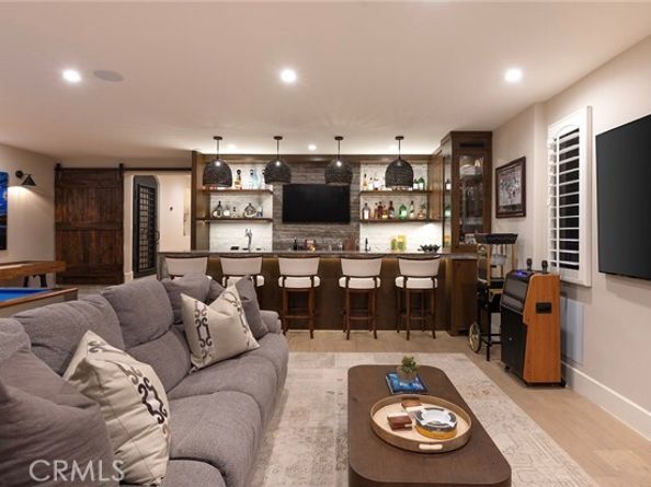 420 De Sola Terrace, Corona Del Mar (newport Beach) CA 92625