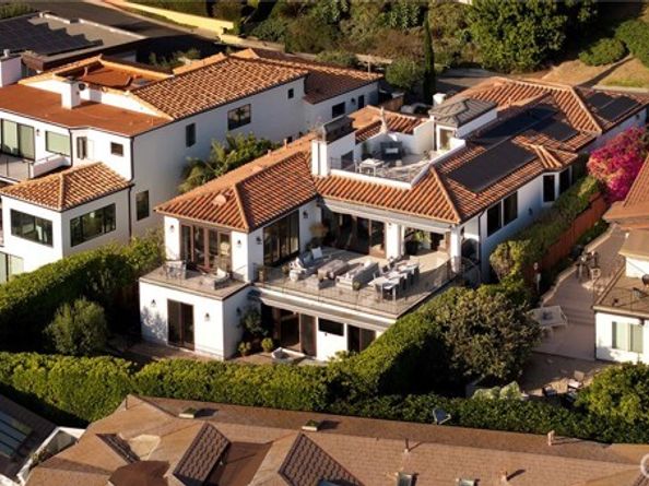 420 De Sola Terrace, Corona Del Mar (newport Beach) CA 92625
