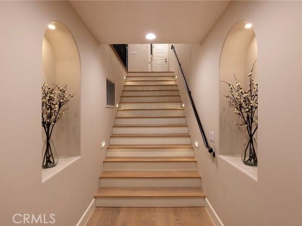 420 De Sola Terrace, Corona Del Mar (newport Beach) CA 92625