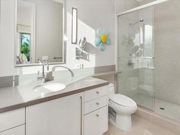 5490 Rutgers Road, La Jolla (san Diego) CA 92037