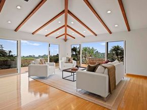 6301 Castejon Drive, La Jolla (san Diego) CA 92037