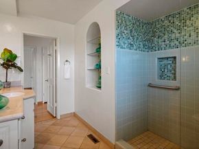 6301 Castejon Drive, La Jolla (san Diego) CA 92037