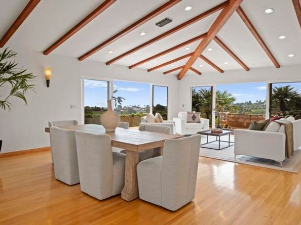 6301 Castejon Drive, La Jolla (san Diego) CA 92037