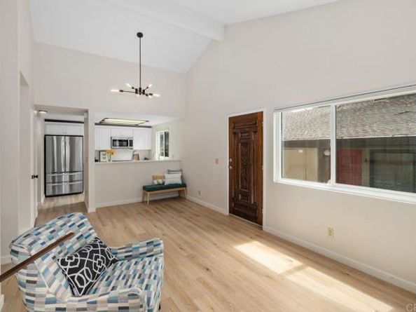 8370 Via Sonoma F, La Jolla (san Diego) CA 92037