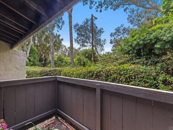 8370 Via Sonoma F, La Jolla (san Diego) CA 92037
