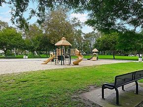 8370 Via Sonoma F, La Jolla (san Diego) CA 92037