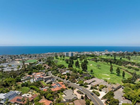 1381 W Muirlands Drive, La Jolla (san Diego) CA 92037