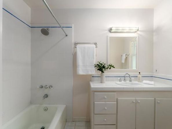 1381 W Muirlands Drive, La Jolla (san Diego) CA 92037
