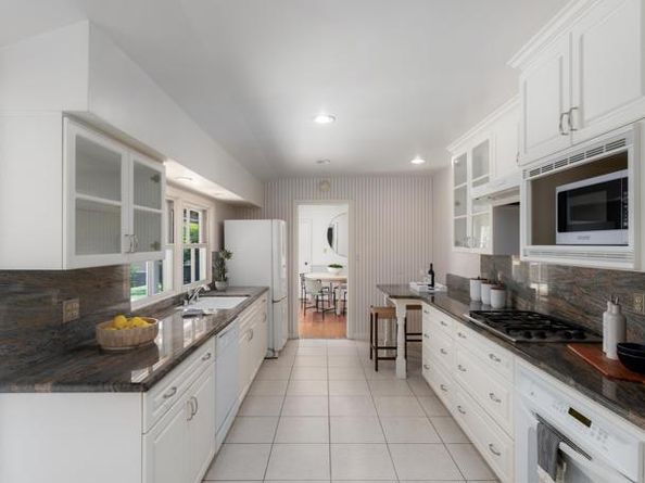1381 W Muirlands Drive, La Jolla (san Diego) CA 92037