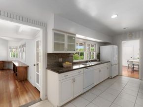 1381 W Muirlands Drive, La Jolla (san Diego) CA 92037