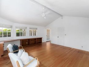 1381 W Muirlands Drive, La Jolla (san Diego) CA 92037