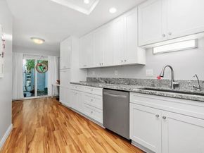 2062 Avenue Of The Trees, Carlsbad CA 92008