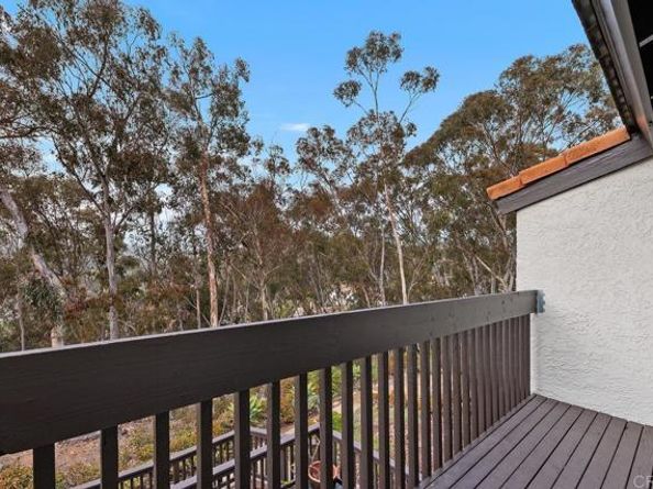 2062 Avenue Of The Trees, Carlsbad CA 92008