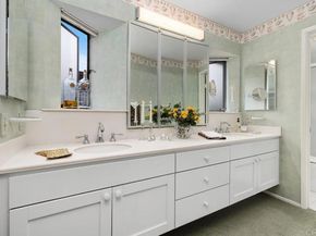 8870 Villa La Jolla Drive 213, La Jolla (san Diego) CA 92037