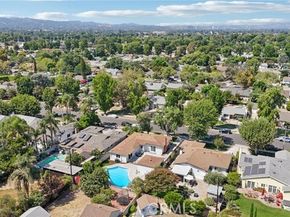 7020 Encino Avenue, Van Nuys (los Angeles) CA 91406