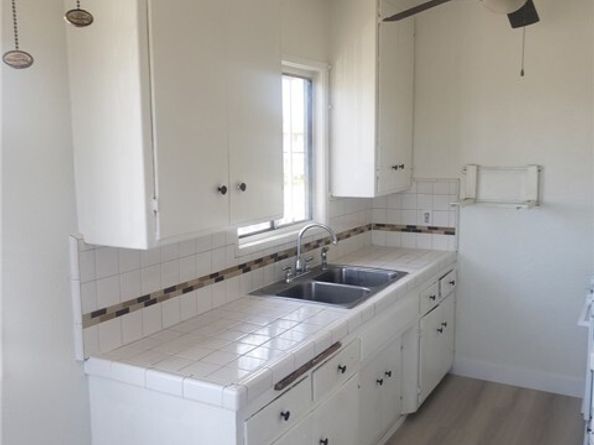 1353 W 90th, Los Angeles CA 90044