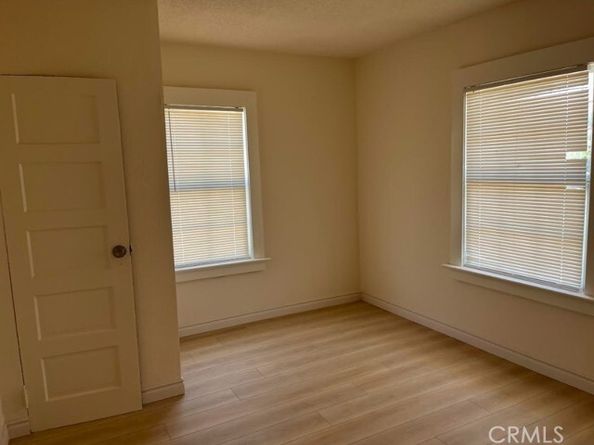 1353 W 90th, Los Angeles CA 90044