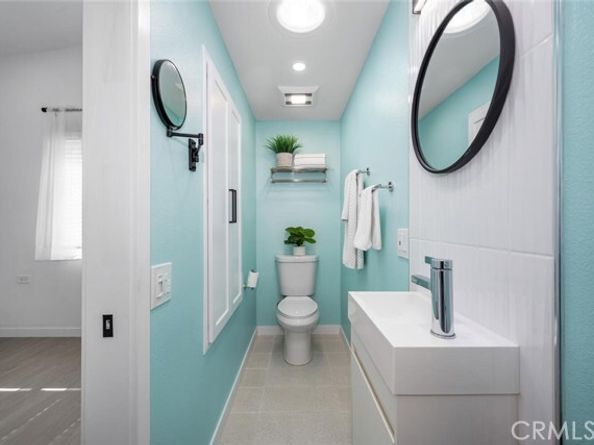 13160 Nassau Drive 211L, Seal Beach CA 90740