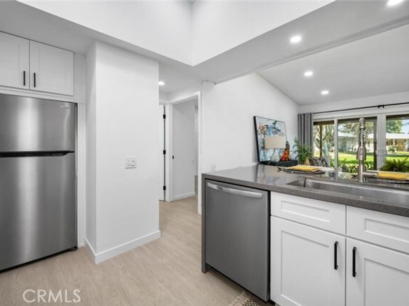 13160 Nassau Drive 211L, Seal Beach CA 90740