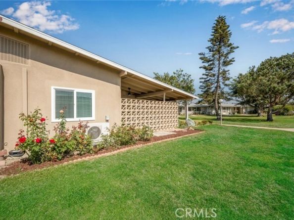 13160 Nassau Drive 211L, Seal Beach CA 90740