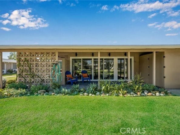 13160 Nassau Drive 211L, Seal Beach CA 90740