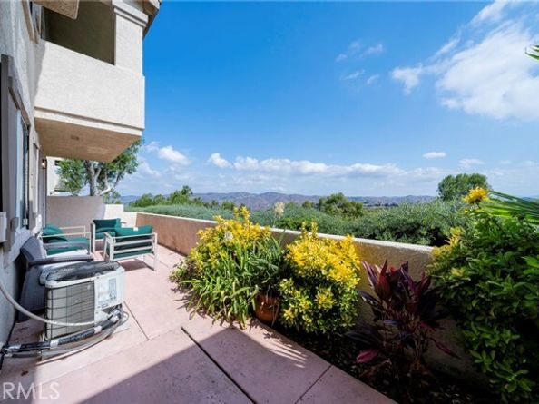 7917 E Viewrim, Anaheim CA 92808