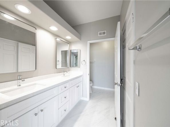 7917 E Viewrim, Anaheim CA 92808