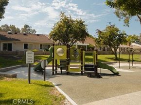 37 Dogwood, Irvine CA 92612