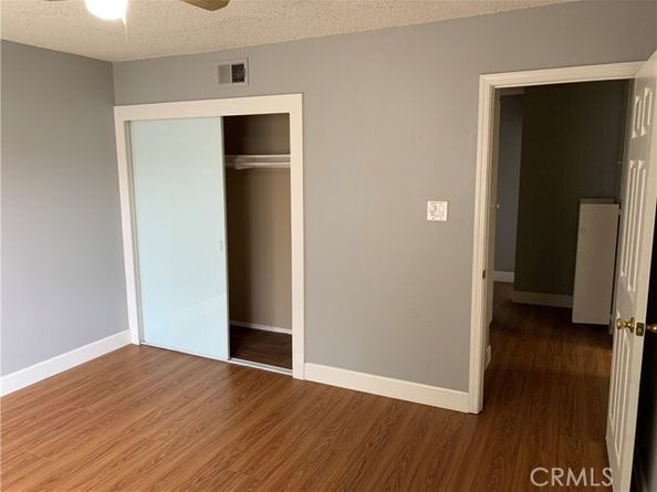 28 Paradise Valley North, Carson CA 90745