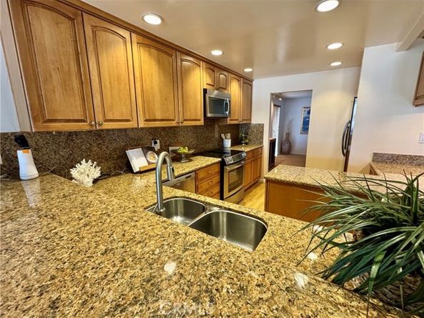 9103 Marina Pacifica Drive, Long Beach CA 90803