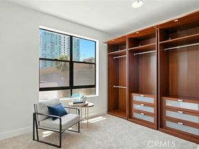 395 East 4th Street 39, Long Beach CA 90802