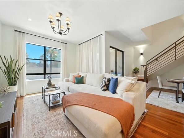 395 East 4th Street 39, Long Beach CA 90802