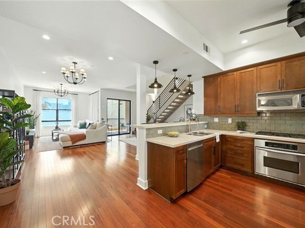 395 East 4th Street 39, Long Beach CA 90802