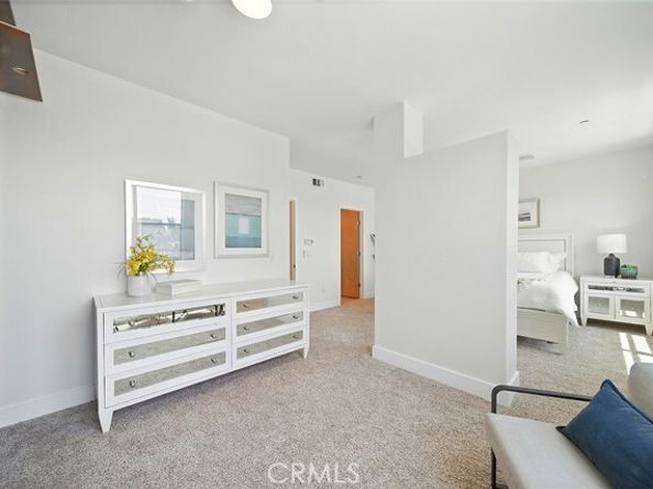 395 East 4th Street 39, Long Beach CA 90802
