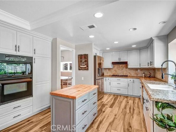 5811 E Crater Lake Avenue, Orange CA 92867
