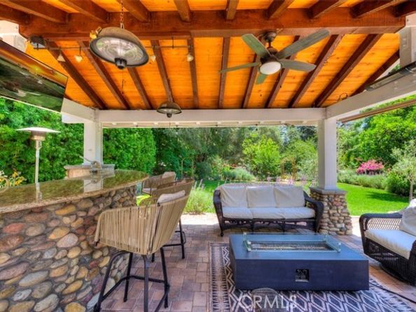 31882 Via Oso, Laguna Hills CA 92679