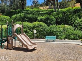 21218 Camelia 49, Lake Forest (el Toro) CA 92630