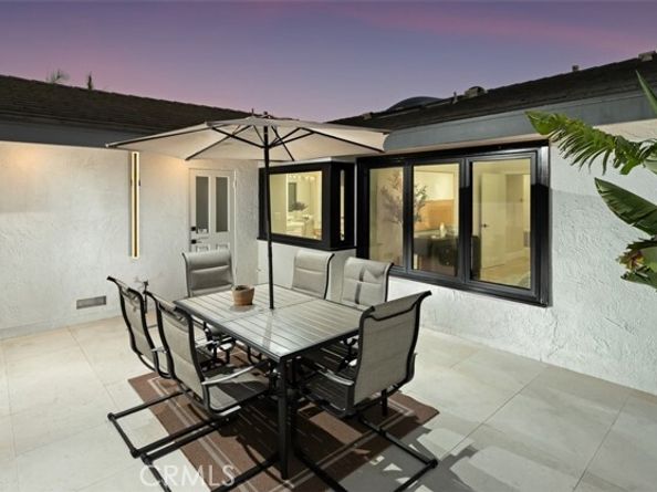 10 White Water Drive, Corona Del Mar (newport Beach) CA 92625
